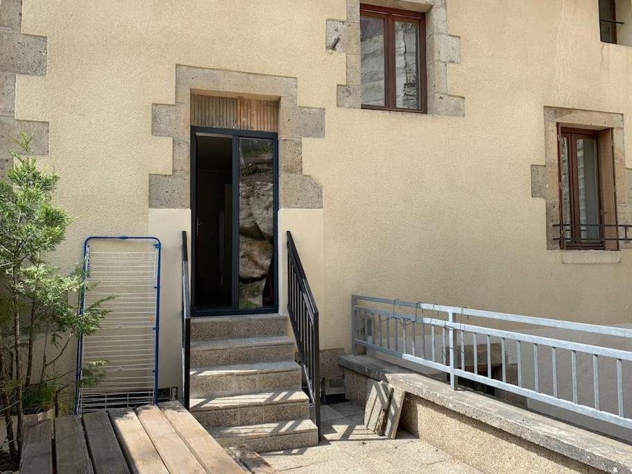 Appartement 4 Personnes, 1 Chambre, Terrasse, Wifi, Proche Du Centre La Bourboule Exterior photo